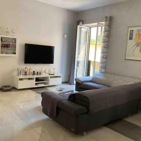 B&B Michela Наполи Екстериор снимка