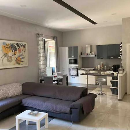 B&B Michela Наполи Екстериор снимка